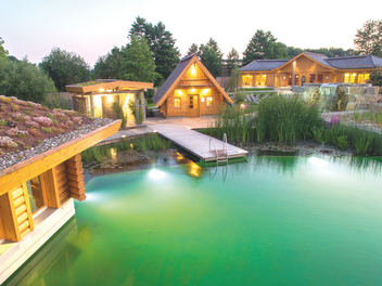 "Freut uns sehr": Fränkische Therme mit höchster Sauna-Auszeichnung geehrt Obermain-Therme in Bad Staffelstein