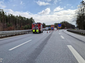 Vollsperrung auf A73 zwischen Bamberg und Hirschaid Vollsperrung auf A73 zwischen Bamberg und Hirschaid