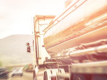 Schock auf der A70: Lkw-Rad löst sich und gerät auf Gegenfahrbahn Schock auf der A70: Lkw-Rad löst sich und gerät auf Gegenfahrbahn