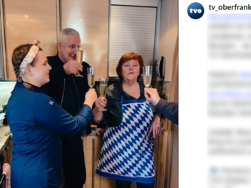 Alexander Herrmanns Format "Knallhart Oma" startet am Freitag im TV Alexander Herrmanns Format "Knallhart Oma" startet am Freitag im TV