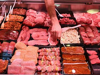 Fleisch-Problem trifft Millionen Kunden - Supermärkte schlagen Alarm Fleisch-Problem trifft Millionen Kunden - Supermärkte schlagen Alarm