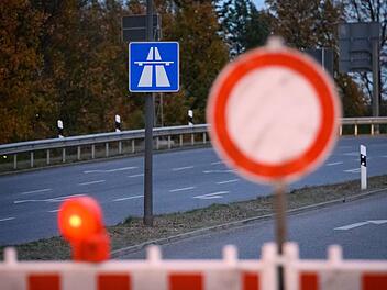 Vollsperrung auf A7 ab heute Abend (21.10.): Autobahn GmbH bittet um Verständnis Vollsperrung auf A7 ab heute Abend (21.10.): Autobahn GmbH bittet um Verständnis