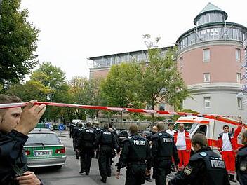 Amoklauf von Ansbach: Polizist schildert dramatische Szenen - "musste so oft schießen" Amoklauf von Ansbach: Polizist schildert dramatische Szenen - "musste so oft schießen"