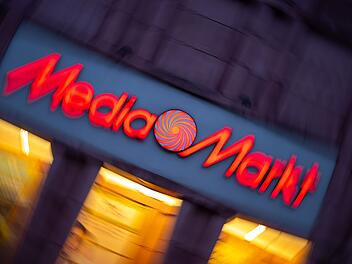 Chinesen wollen Media-Markt kaufen - EU-Kommission hat bösen Verdacht Chinesen wollen Media-Markt kaufen - EU-Kommission hat bösen Verdacht