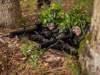 Bundeswehr-Übungen im Kreis Main-Spessart: Amt weist auf Gefahren hin Reservisten der Bundeswehr bei einer Übung