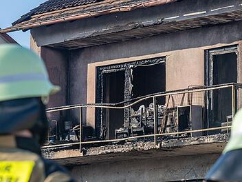 Brand in Mehrfamilienhaus in Neumarkt: Frau tot in Wohnung gefunden Brand in Mehrfamilienhaus in Neumarkt: Frau tot in Wohnung gefunden