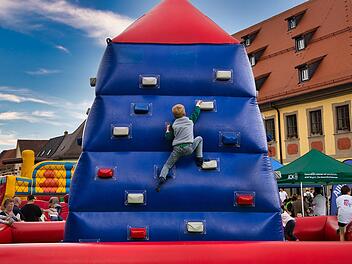 Kindererlebnistag in Lichtenfels: Spiel, Spaß, Abenteuer Kindererlebnistag in Lichtenfels: Spiel, Spaß, Abenteuer
