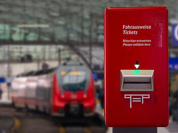 Das Deutschlandticket ermöglicht in verschiedenen Regionen Deutschlands unterschiedliche Rabatte für Rentner, mit Preisen ab 27,50 Euro, abhängig von Sozialleistungen und Wohnsitz. Deutsche Bahn, Tickets, Zug, Zugfahrt